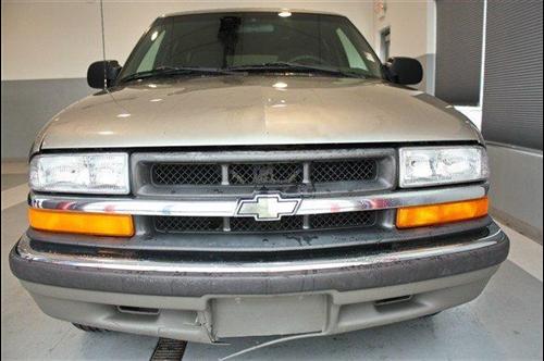 Chevrolet Blazer 2000 photo 3