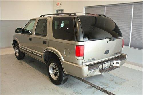 Chevrolet Blazer 2000 photo 4