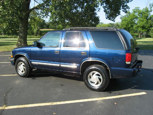 Chevrolet Blazer 2000 photo 3