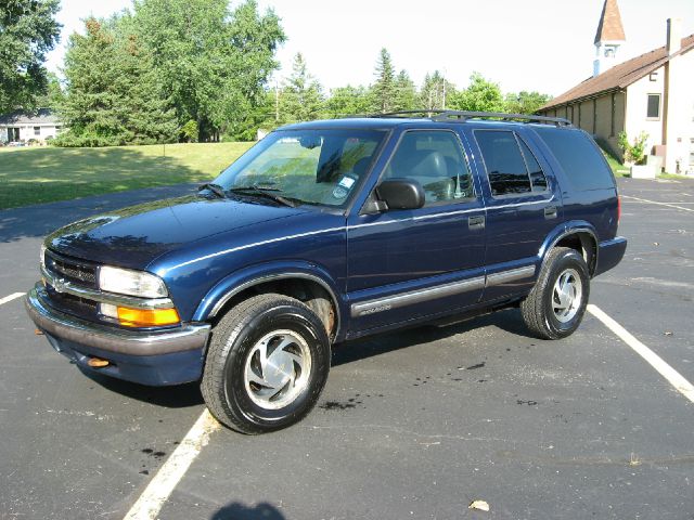 Chevrolet Blazer 2000 photo 4