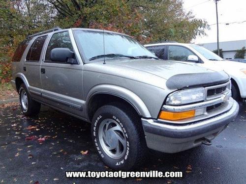 Chevrolet Blazer 2000 photo 2