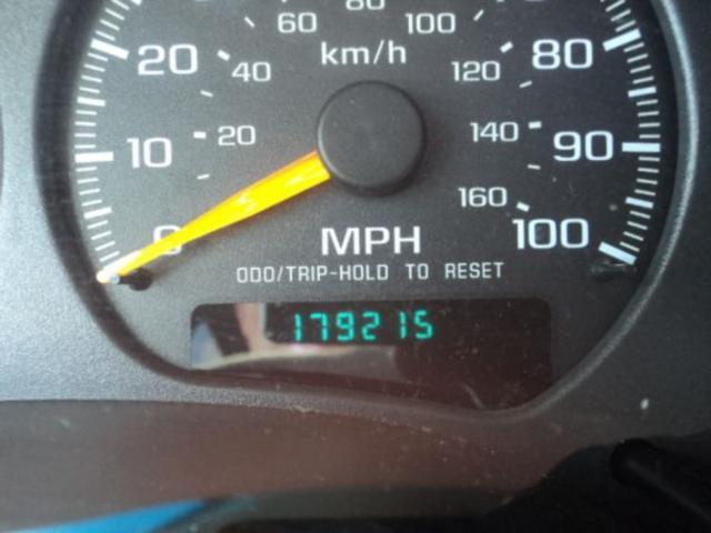 Chevrolet Blazer 2000 photo 2