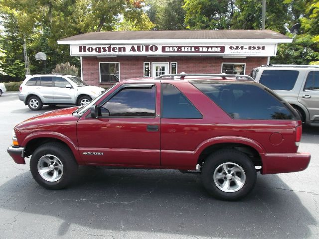 Chevrolet Blazer 2000 photo 1