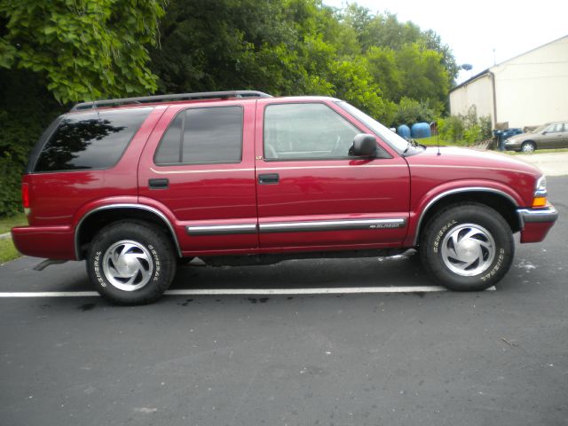 Chevrolet Blazer 2001 photo 4