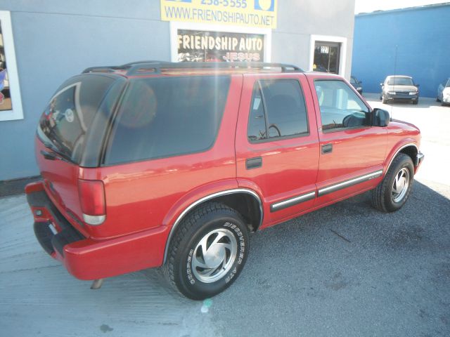Chevrolet Blazer 2001 photo 3