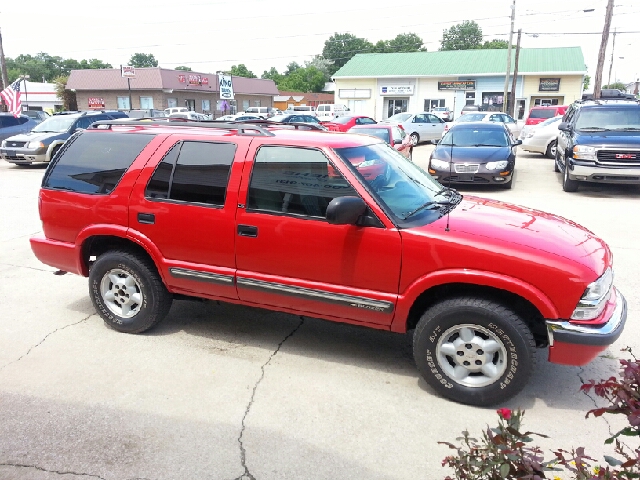 Chevrolet Blazer 2001 photo 3