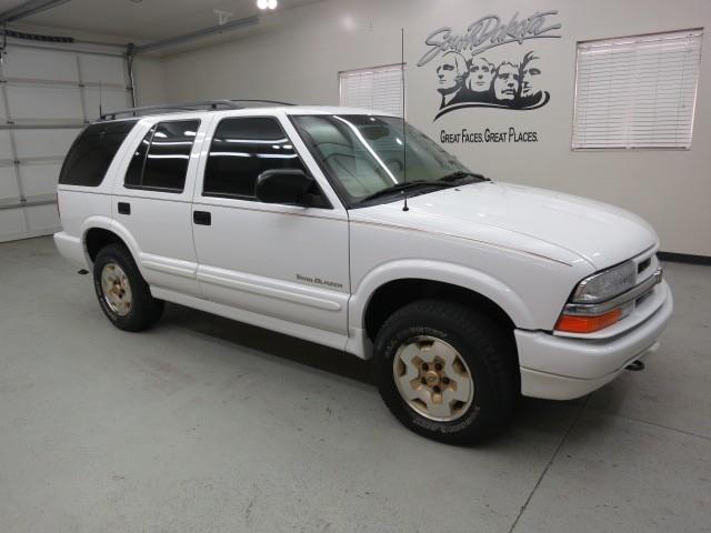 Chevrolet Blazer 2WD QUAD CAB 140.5 ST SUV