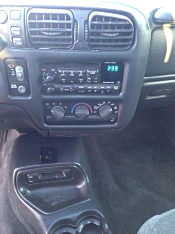 Chevrolet Blazer 2001 photo 3