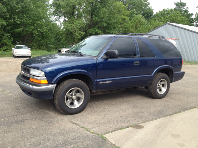 Chevrolet Blazer 2001 photo 3
