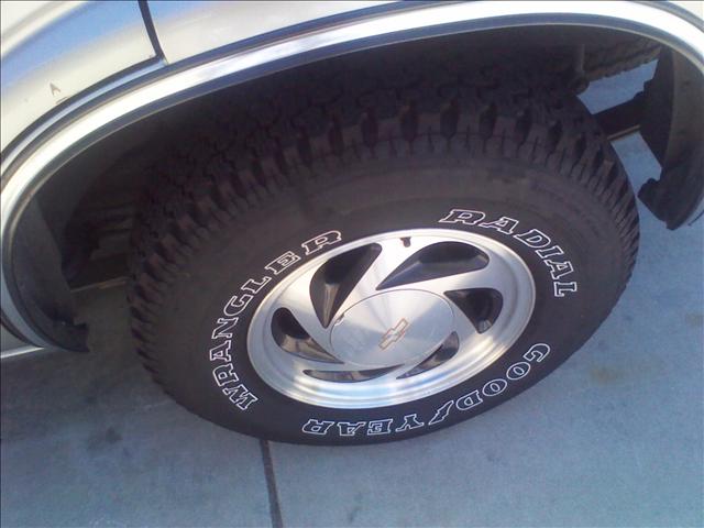 Chevrolet Blazer 2001 photo 3