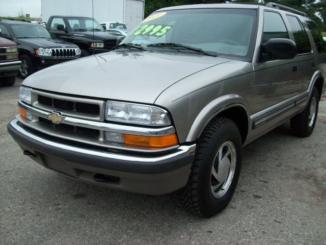 Chevrolet Blazer 2001 photo 4