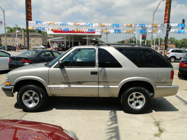 Chevrolet Blazer 2001 photo 1