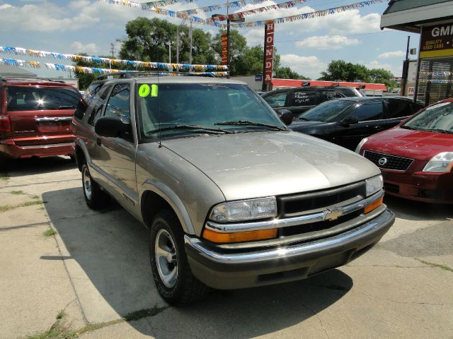 Chevrolet Blazer 2001 photo 2