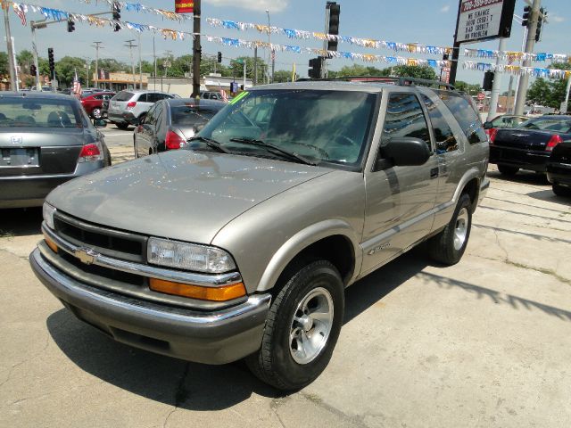 Chevrolet Blazer 2001 photo 3