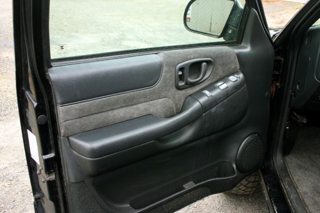 Chevrolet Blazer 2001 photo 36