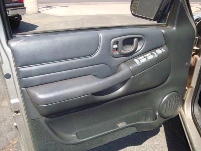 Chevrolet Blazer 2001 photo 6