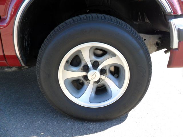 Chevrolet Blazer 2001 photo 3