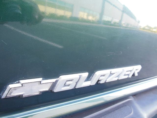 Chevrolet Blazer 2002 photo 1