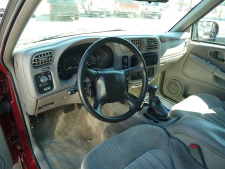 Chevrolet Blazer 2002 photo 3