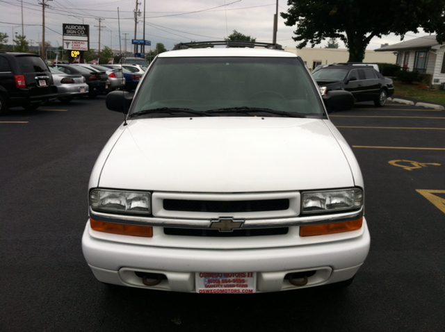 Chevrolet Blazer 2002 photo 2
