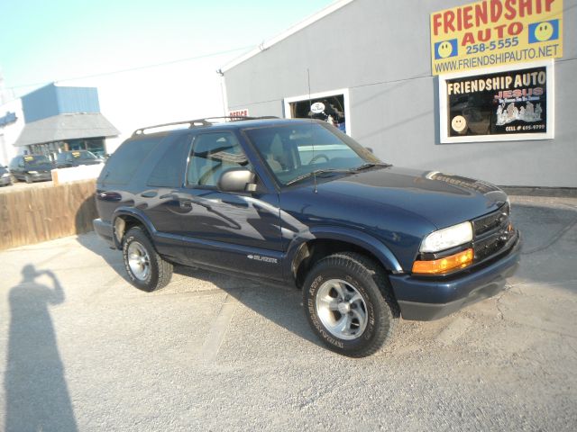 Chevrolet Blazer 2002 photo 2