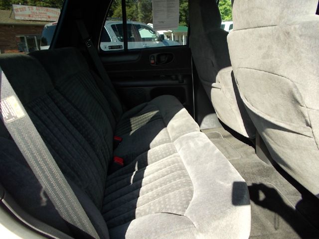 Chevrolet Blazer 2002 photo 1