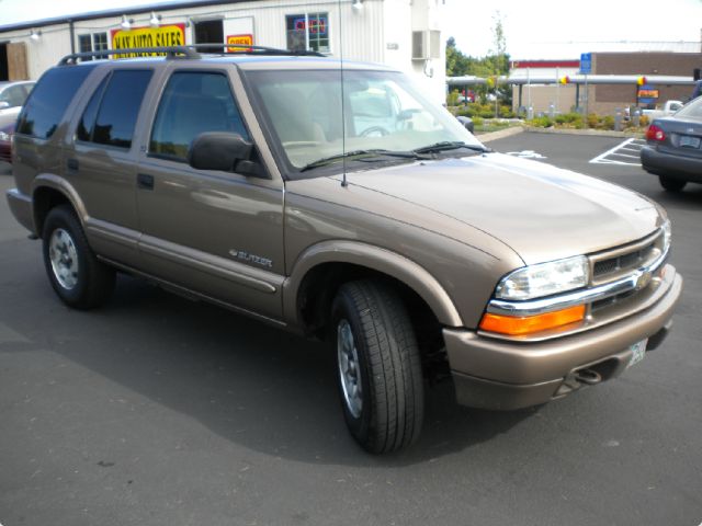 Chevrolet Blazer 2002 photo 3