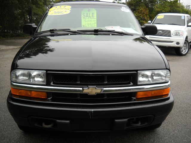 Chevrolet Blazer 2002 photo 2