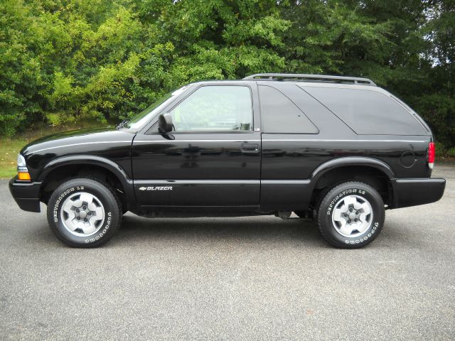 Chevrolet Blazer 2002 photo 3