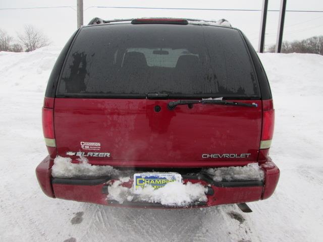 Chevrolet Blazer 2003 photo 4