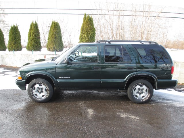 Chevrolet Blazer 2003 photo 3