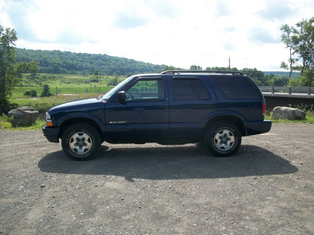 Chevrolet Blazer 2003 photo 1