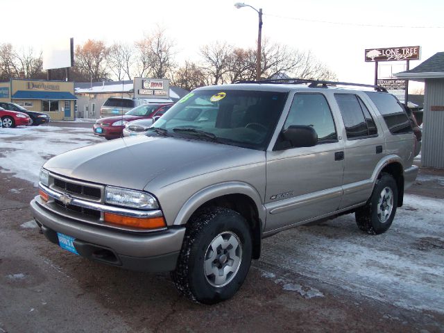Chevrolet Blazer 2003 photo 2