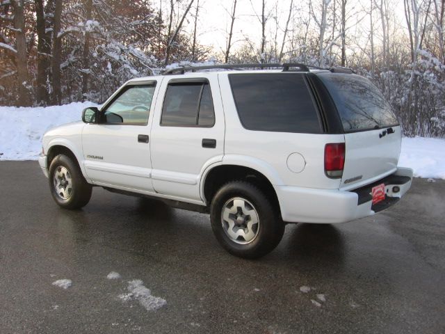 Chevrolet Blazer 2004 photo 1