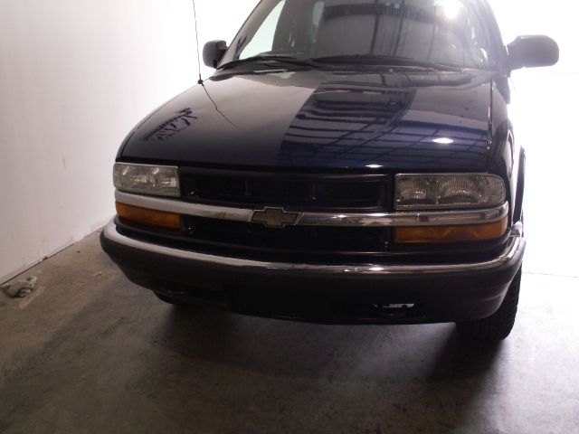 Chevrolet Blazer 2004 photo 3
