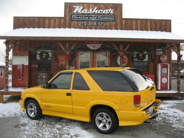 Chevrolet Blazer 2004 photo 3