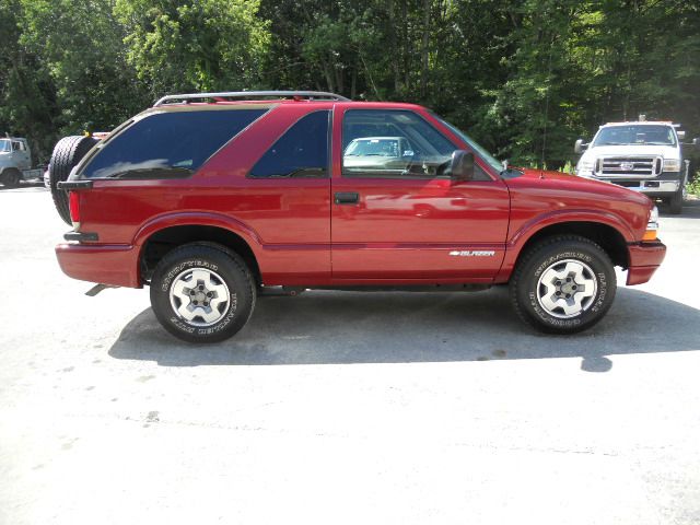 Chevrolet Blazer 2004 photo 1