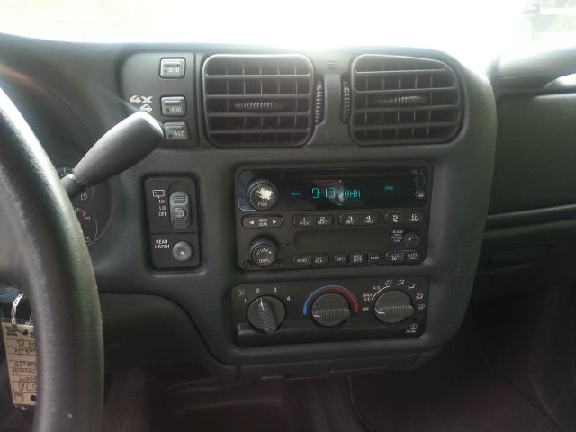 Chevrolet Blazer 2004 photo 5