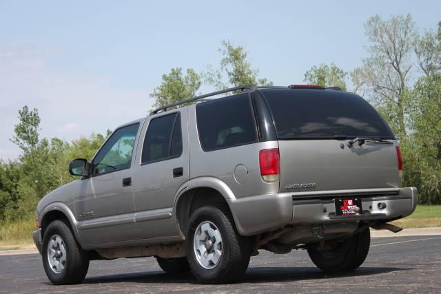 Chevrolet Blazer 2004 photo 4