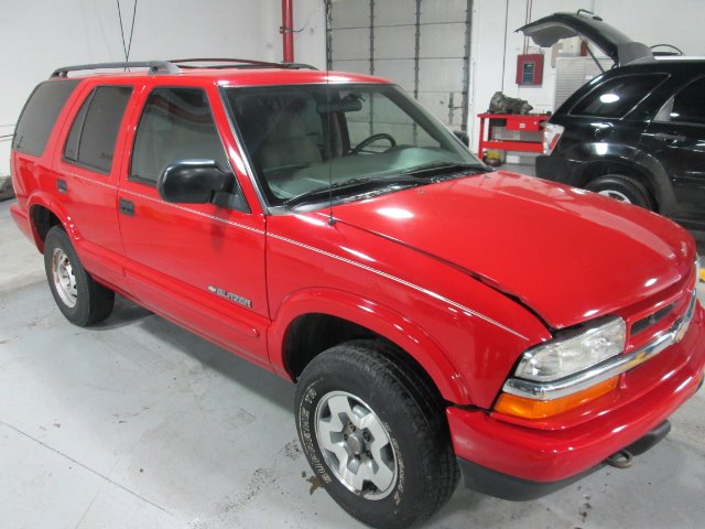 Chevrolet Blazer 2004 photo 1