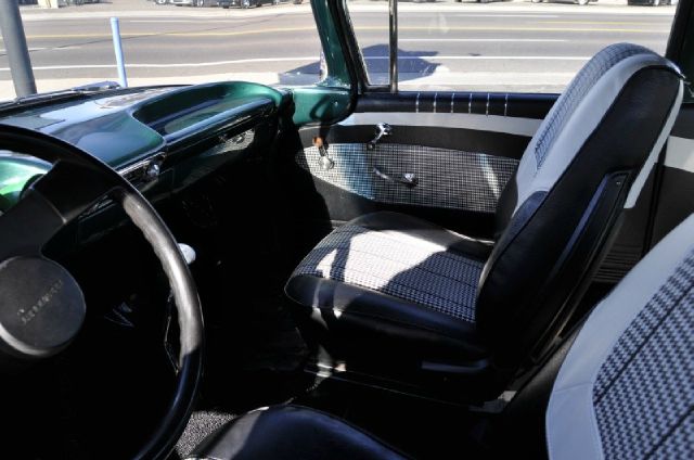 Chevrolet Brookwood-Moonshine Runner 1960 photo 1