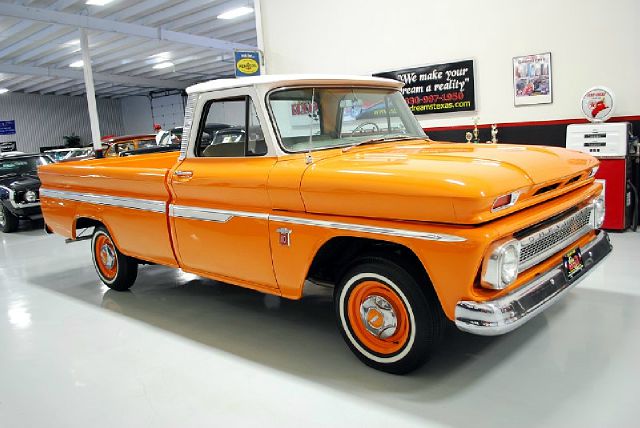 Chevrolet C-10 XLT 2WD Classic Car - Custom Car