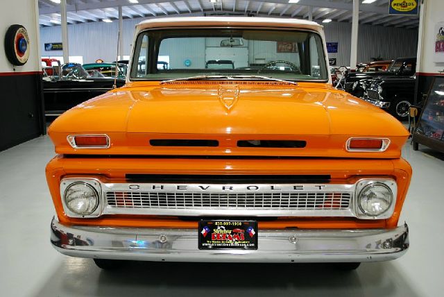 Chevrolet C-10 1964 photo 3