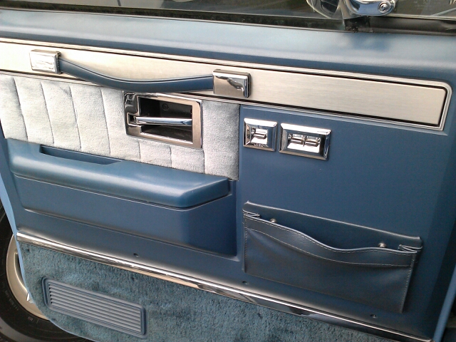 Chevrolet C-K 10 1986 photo 3