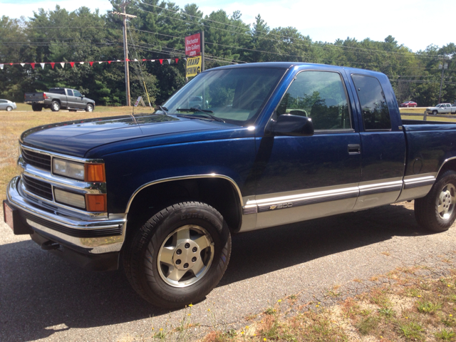 Chevrolet C-K 1500 Sunroof Pickup Truck