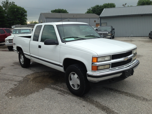 Chevrolet C-K 1500 1998 photo 2