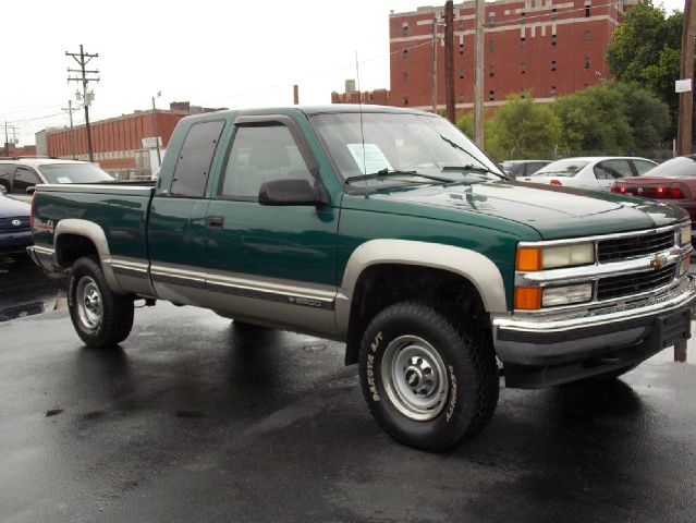 Chevrolet C-K 2500 1998 photo 3