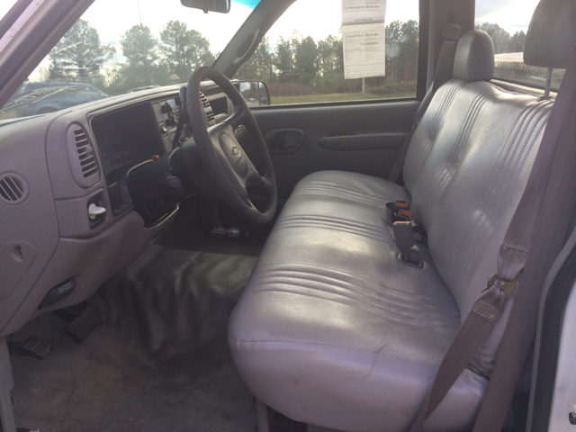 Chevrolet C-K 2500 2000 photo 1