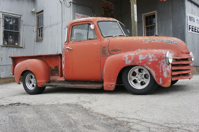 Chevrolet C10 1951 photo 2