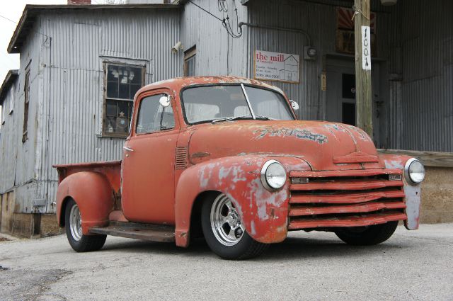 Chevrolet C10 1951 photo 3